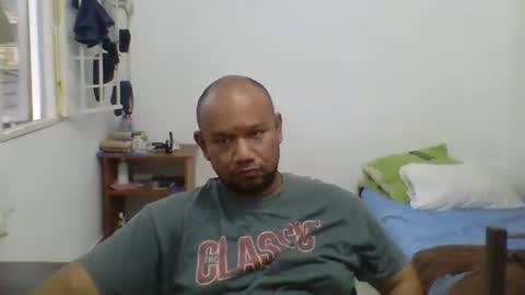 yours online show from May 25, 10:21 am