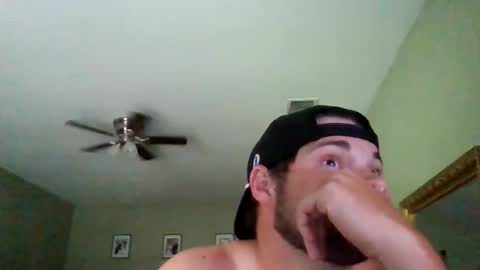tex007006 online show from June 8, 7:15 pm