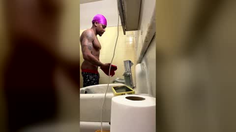 tguns4200 online show from March 2, 4:14 pm