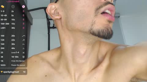 INSTAGRAM   Th1rss online show from February 13, 2:09 pm