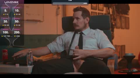 Snapshot of the_dilf chatting on January 4, 12:49 pm The DILF - online show from January 4, 12:49 pm