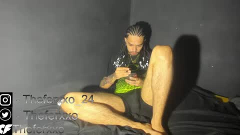 independent Model online show from March 30, 9:16 pm