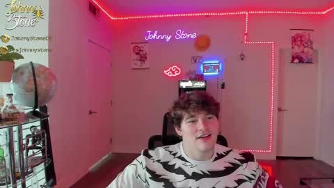Snapshot of thejohnnystone chatting on March 12, 11:22 pm Johnny Stone online show from March 12, 11:22 pm