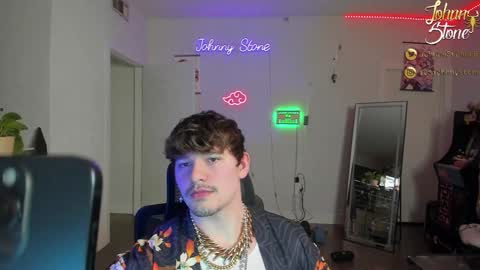 Snapshot of thejohnnystone chatting on January 1, 1:26 am Johnny Stone online show from January 1, 1:26 am