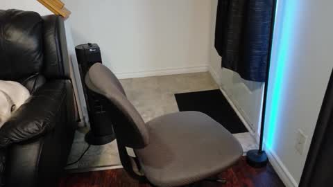 thekodyy online show from December 22, 2:36 pm