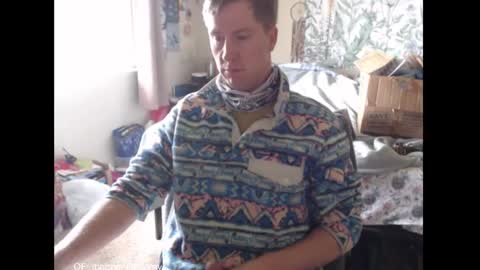 Daisy and Tim online show from November 18, 6:44 pm