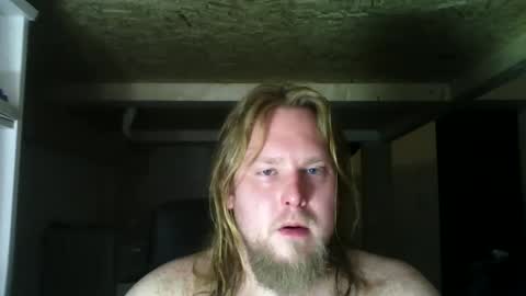 Snapshot of thenewdude1992 chatting on January 30, 10:09 pm thenewdude1992 online show from January 30, 10:09 pm