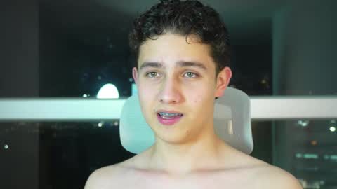  THEO- MATEO  online show from February 12, 11:41 pm