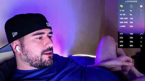 Snapshot of theoravi chatting on December 28, 3:26 am Theo Ravi online show from December 28, 3:26 am