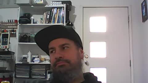 aussiebeard online show from July 20, 3:13 am