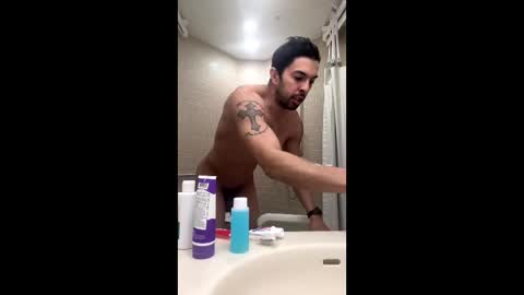 therealkhalifa007 online show from April 7, 2:00 am