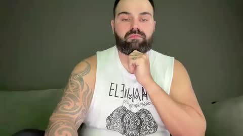 Snapshot of thessalonikios1987 chatting on February 13, 6:41 am Hornyforyou online show from February 13, 6:41 am