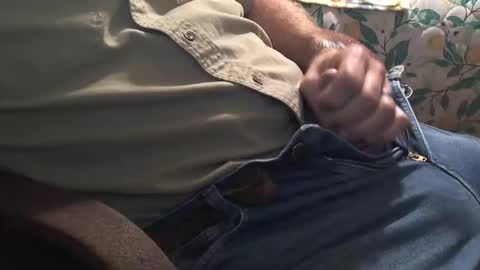 thetnguy online show from February 22, 4:30 pm