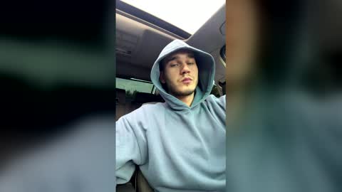 TheWorldIsYours online show from April 6, 8:59 am