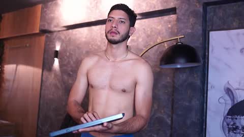 Thiago online show from December 16, 12:45 pm