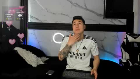 thiagoferrerohot online show from March 16, 2:10 pm