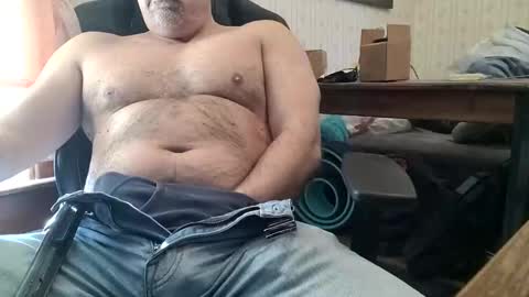 Snapshot of thicktok13 chatting on February 21, 5:42 pm thicktok13 online show from February 21, 5:42 pm