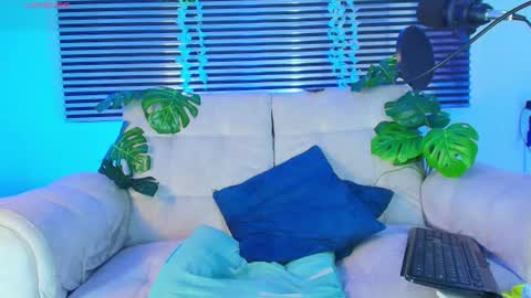 Thiago Saenzz online show from June 22, 3:25 am
