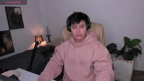 thom_ohtani online show from November 14, 3:10 am