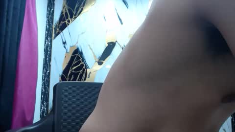 Thomas online show from January 10, 7:50 pm