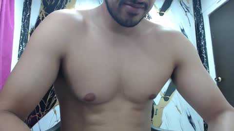 Thomas online show from February 22, 8:32 pm