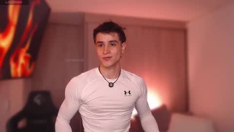 Thom Klein online show from December 3, 8:04 pm