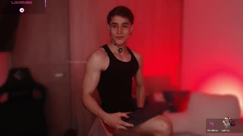 Thom Klein online show from November 29, 5:48 pm