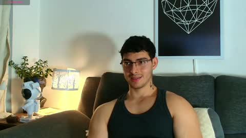 thomylov online show from May 28, 3:37 am