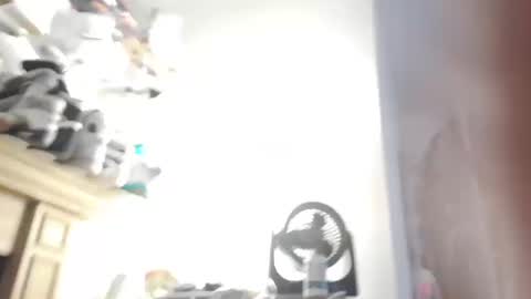 ThongMuscle online show from February 18, 11:22 am