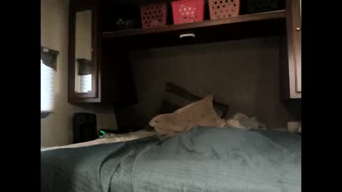 thongstud1986 online show from November 26, 1:58 pm