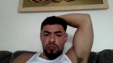 thonybeiio online show from November 1, 6:34 pm