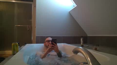 thor1892 online show from February 18, 7:43 pm