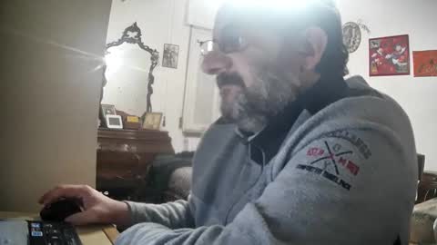 Little Wolf  online show from February 14, 6:29 pm