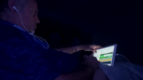 tibennn74999 online show from January 16, 7:49 am