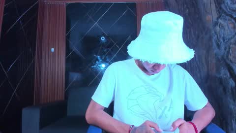 Timmy King -. online show from November 25, 1:07 am