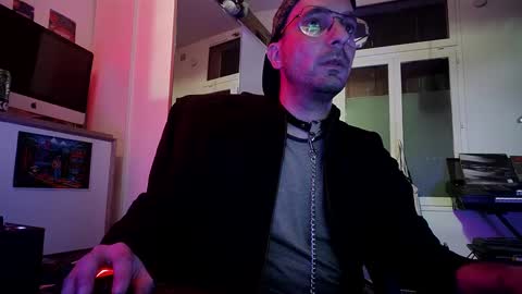 m0rty Kitty online show from January 4, 11:59 pm