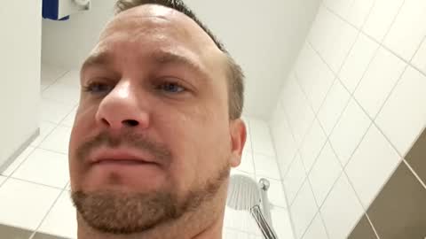 timuthy online show from December 17, 7:48 am