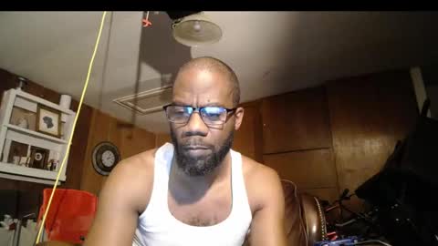 tinycock_1979 online show from September 24, 5:18 am