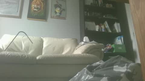 titlovercums online show from January 12, 4:44 pm