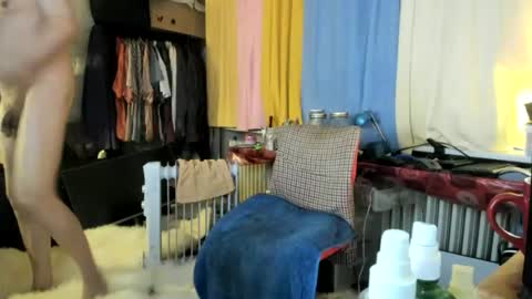 liebe es mich nackt vor der cam zu zeigen online show from September 13, 7:09 am