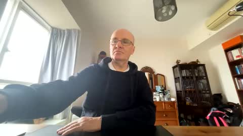 TKSnoopy online show from February 8, 2:39 am