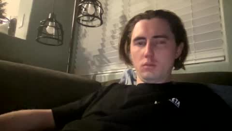 tlayne410 online show from April 13, 8:26 am