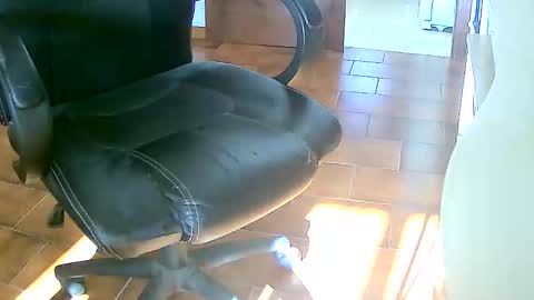 Tobiko online show from December 18, 2:35 pm