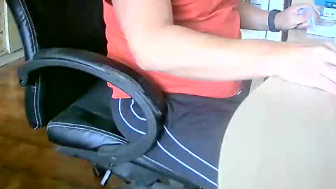 Tobiko online show from December 11, 12:27 pm