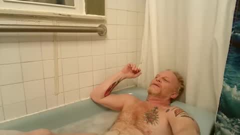 tokenless_boner online show from December 17, 5:47 am