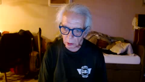 tom112292014 online show from July 2, 3:23 am