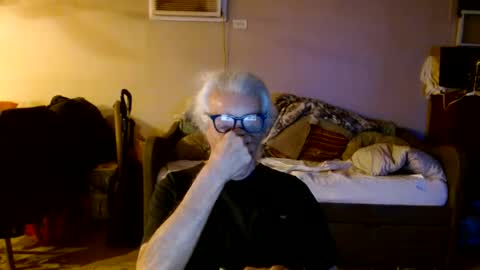 tom112292014 online show from June 17, 2:35 am