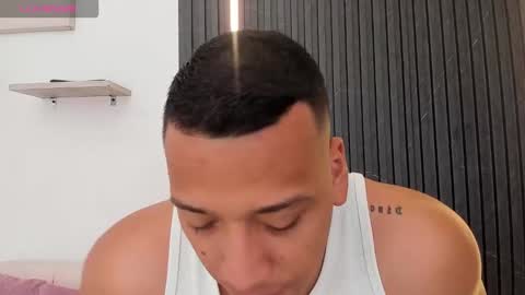 Tom muscle1 online show from September 9, 11:53 am