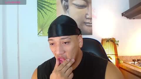 Tom muscle1 online show from February 7, 11:56 am