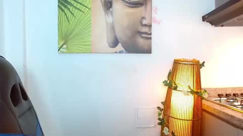 Tom muscle1 online show from December 5, 12:00 pm